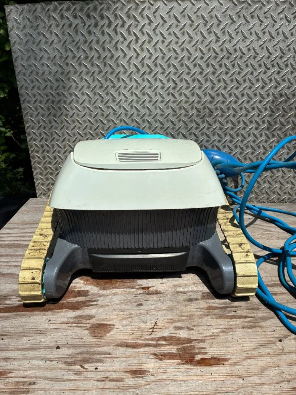 Maytronics Dolphin Active 10 Robotic Ground Pool Cleaner Basic 115 Power Supply
